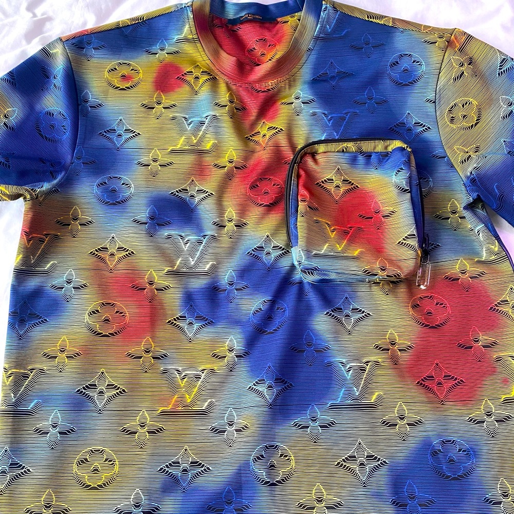Large Louie Vuitton monogram 3D shirt